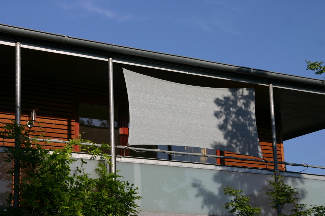 Mesh-200-Orlam-nder-2012_3 Sichtschutz Balkon