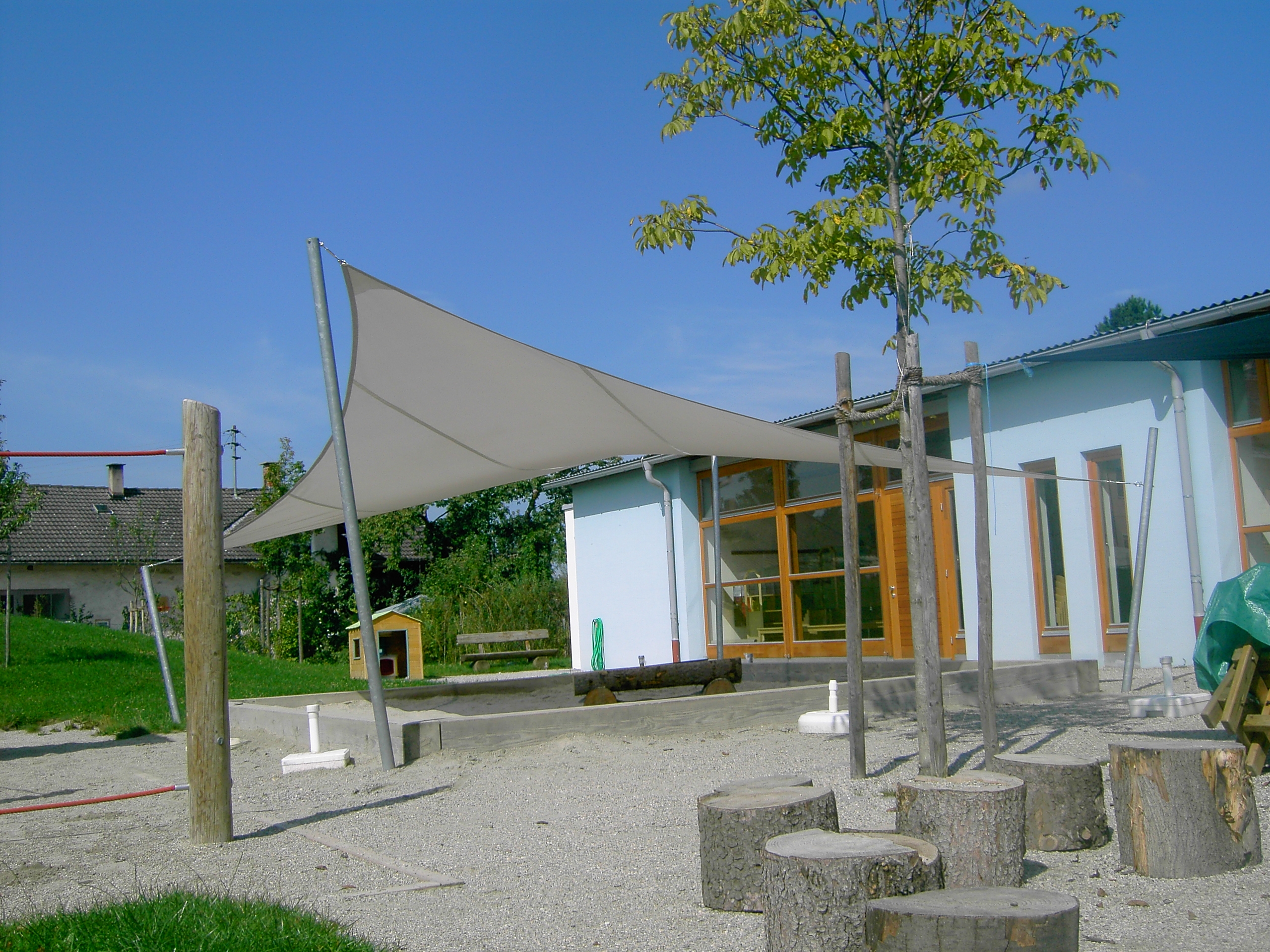 Ganzjahres-Sonnensegel Kindergarten Sonnensegel